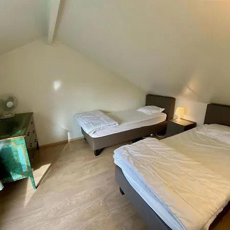 Leuke Vakantiewoning Met Tuin In Westende בית נופש