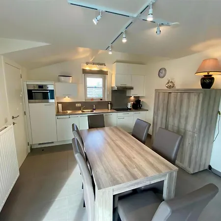 Leuke Vakantiewoning Met Tuin In Westende