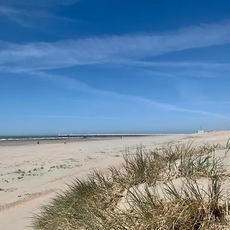 Leuke Vakantiewoning Met Tuin In Westende בית נופש *